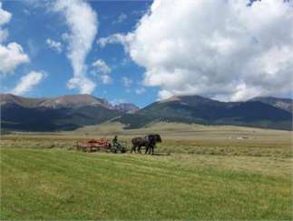 Westcliffe, Custer County, Colorado House For Sale - 400 Acres