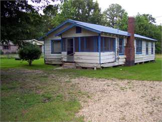 Brookhaven, Lincoln County, Mississippi House For Sale - .5 Acres
